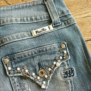 Miss Me Crop Jean/Capris